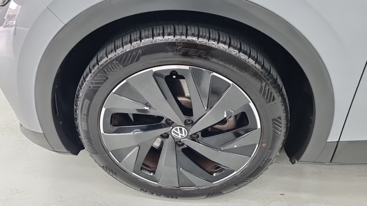 Volkswagen ID.4 — Фото автомобиля 18