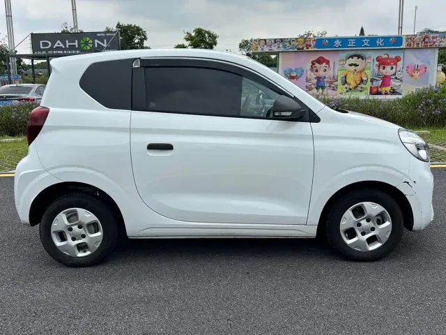 Roewe Clever — Фото автомобиля 5