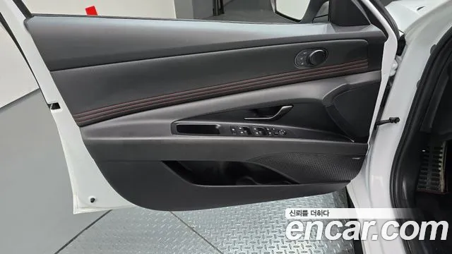 Hyundai Avante CN7 — Фото автомобиля 13