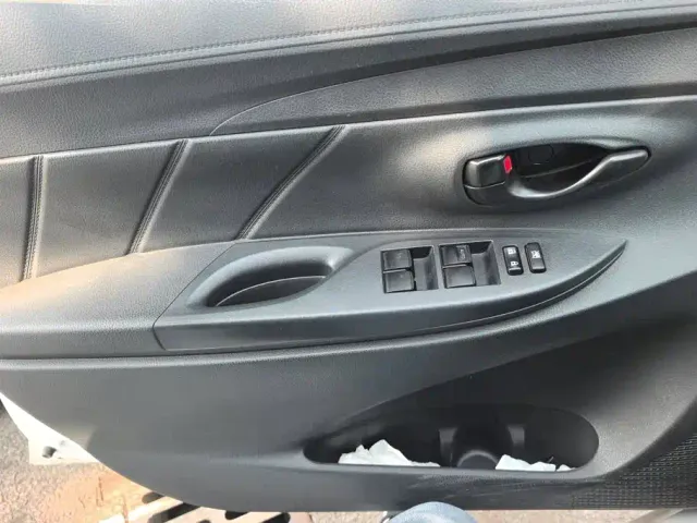 Toyota Vios FS — Фото автомобиля 7