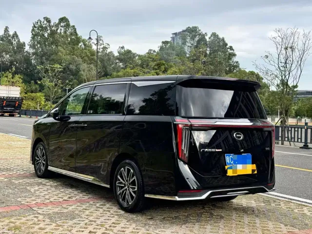 GAC Trumpchi M8 — Фото автомобиля 7
