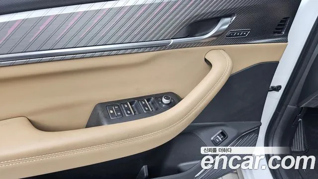Renault-KoreaSamsung Grand Koleos Grand Koleos 2.0 Iconic 2WD — Фото автомобиля 25