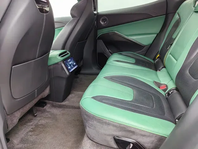 Lotus Eletre — Фото автомобиля 5