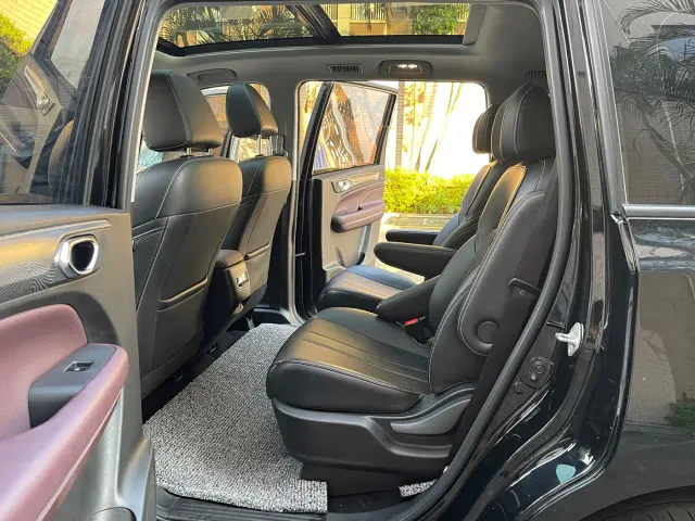 GAC Trumpchi M6 — Фото автомобиля 10