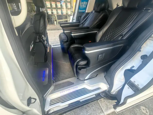 Honda Odyssey — Фото автомобиля 14