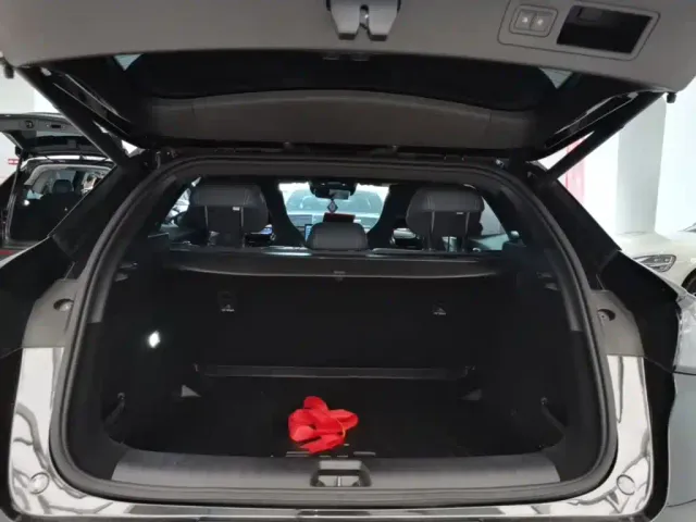 BYD Seal 06 GT — Фото автомобиля 18