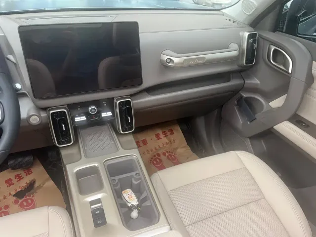 Haval Big Dog — Фото автомобиля 16
