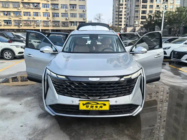 Geely Boyue L — Фото автомобиля 7