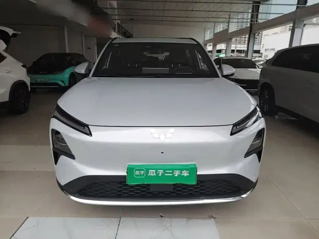 Wuling Starlight S — Фото автомобиля 2