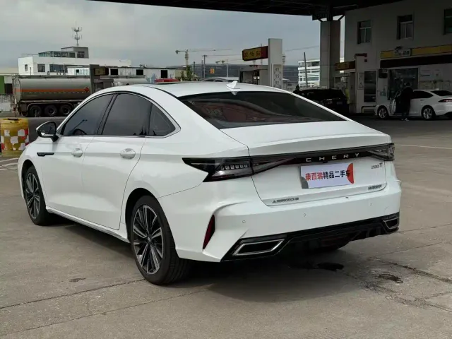 Chery Arrizo 8 — Фото автомобиля 6