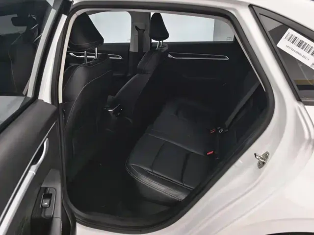 Geely Emgrand — Фото автомобиля 11