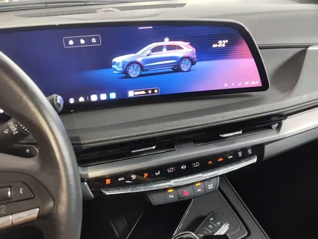 Cadillac XT4 — Фото автомобиля 12