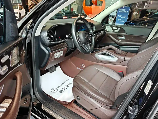 Mercedes-Benz GLE-Class — Фото автомобиля 5