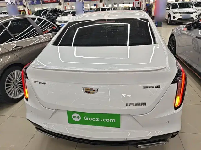 Cadillac CT4 — Фото автомобиля 5