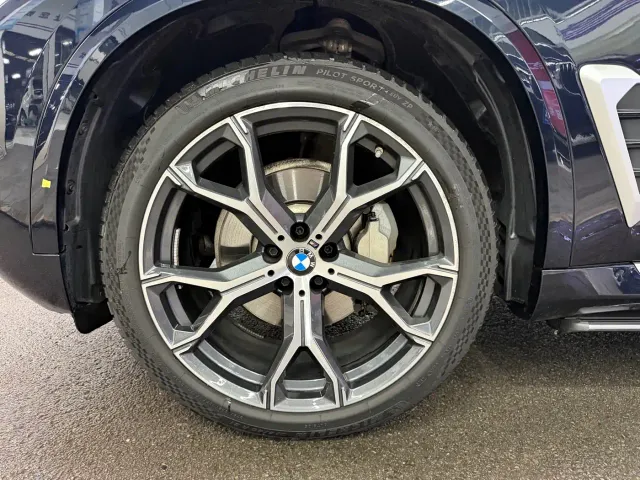 BMW X5 — Фото автомобиля 5