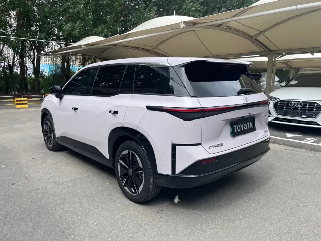 Toyota BoZhi 3X — Фото автомобиля 4