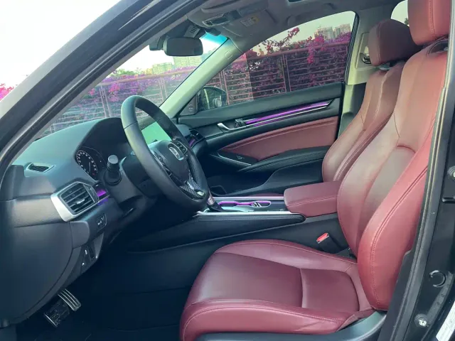Honda Accord — Фото автомобиля 8