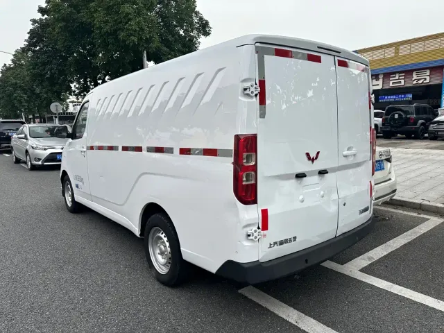 Wuling Yangguang — Фото автомобиля 2