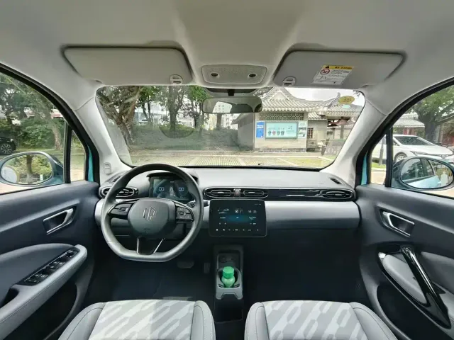 Leapmotor T03 — Фото автомобиля 4