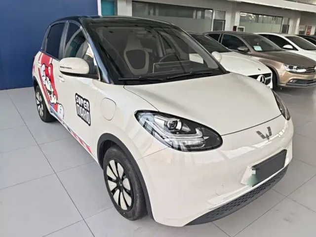Wuling Bingo — Фото автомобиля 3