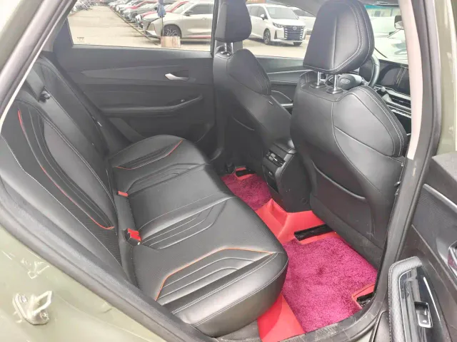 Geely Binrui — Фото автомобиля 12