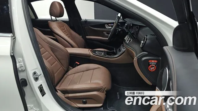 Mercedes-Benz E-Class W213 — Фото автомобиля 16