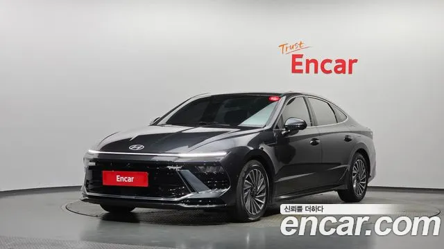 Фотография автомобиля — Hyundai Sonata DN8
