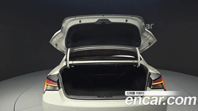 Hyundai Avante CN7 — Фото автомобиля 20