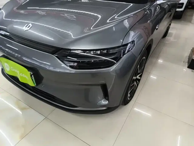 Leapmotor C11 — Фото автомобиля 23