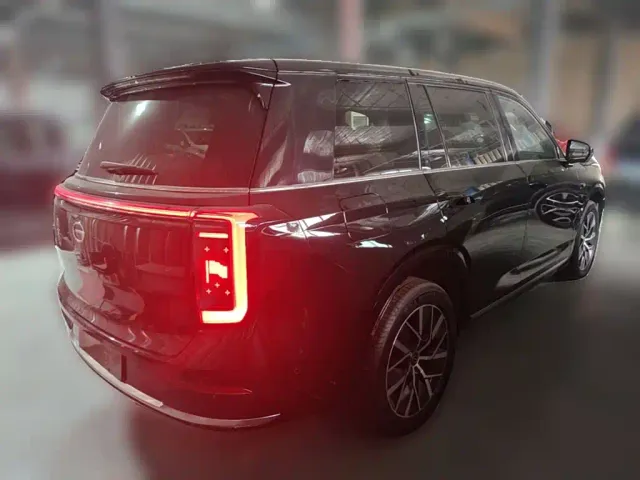 GAC Trumpchi Xiangwang S9 — Фото автомобиля 9