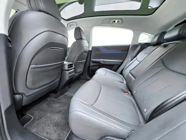 Xpeng G6 — Фото автомобиля 6
