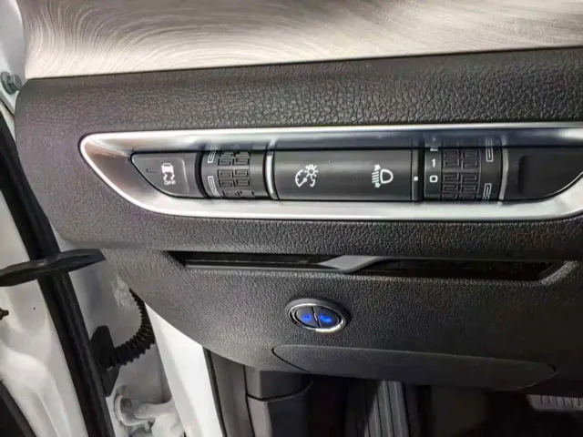 Geely Binyue — Фото автомобиля 16