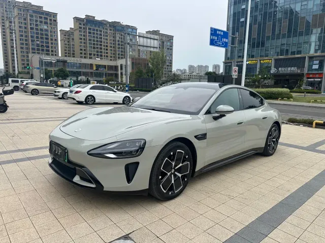Xiaomi SU7 — Фото автомобиля 3