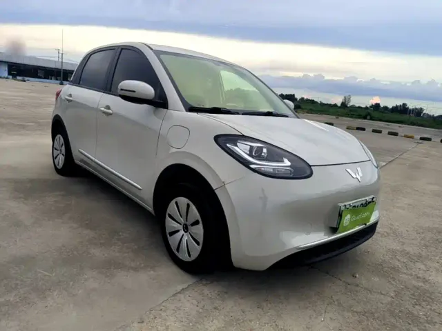 Wuling Bingo — Фото автомобиля 3