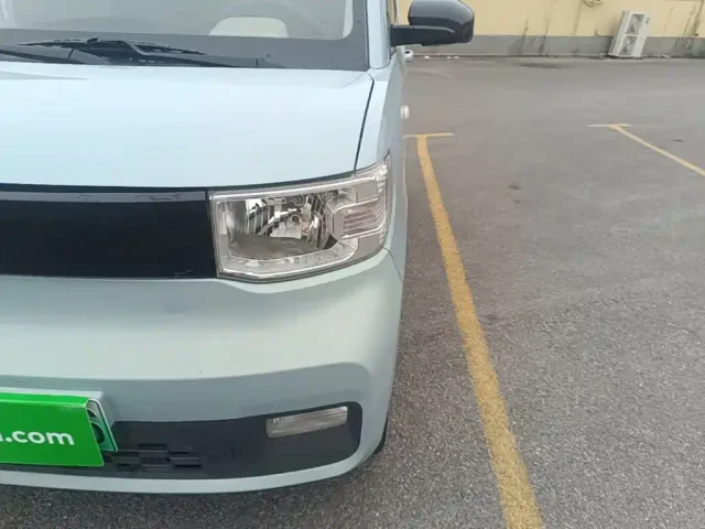 Wuling Hongguang Mini EV — Фото автомобиля 23