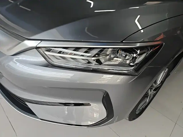 BYD Qin PLUS — Фото автомобиля 23