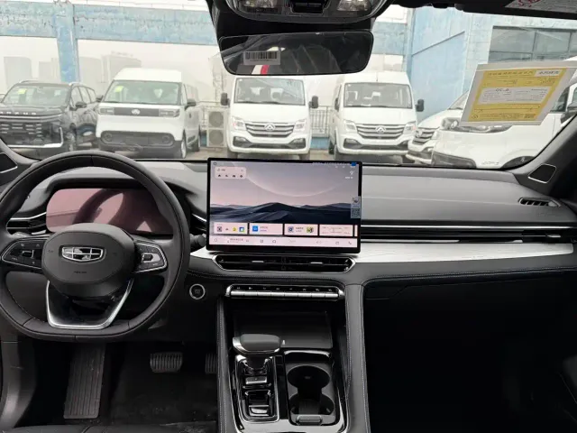 Geely Xingrui — Фото автомобиля 10
