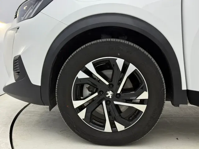 Peugeot 2008 — Фото автомобиля 20