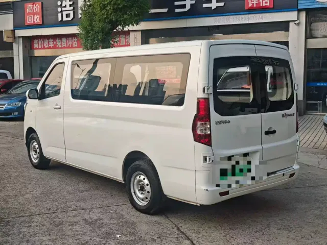 Changan Ruixing EM80 — Фото автомобиля 4