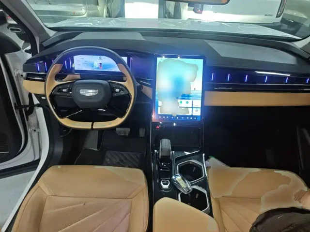 Geely Boyue L — Фото автомобиля 9