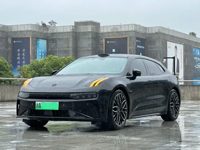 Фотография автомобиля — Zeekr 001