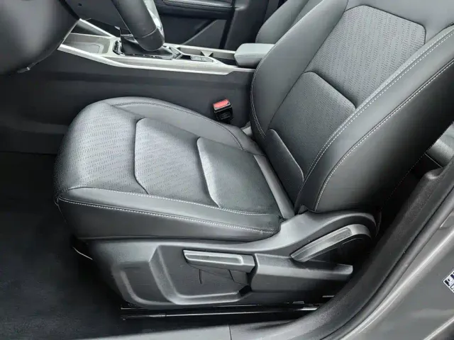 Geely Emgrand — Фото автомобиля 20