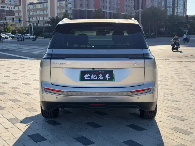 GAC Aion Y — Фото автомобиля 8
