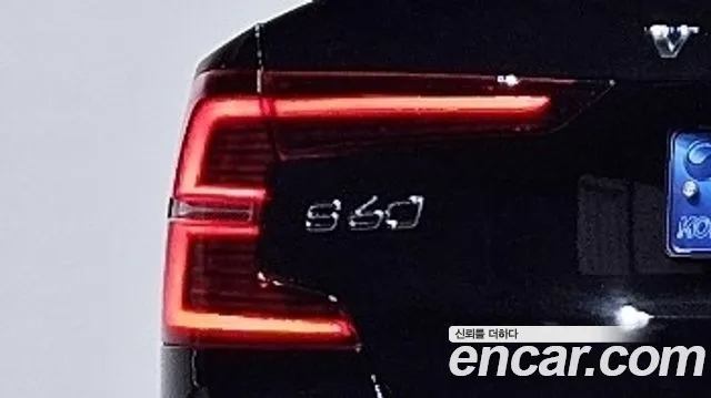 Вольво S60 S60 третьего поколения B5 Ultra Bright — Фото автомобиля 18