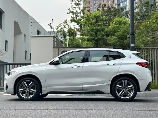 BMW X2 — Фото автомобиля 5