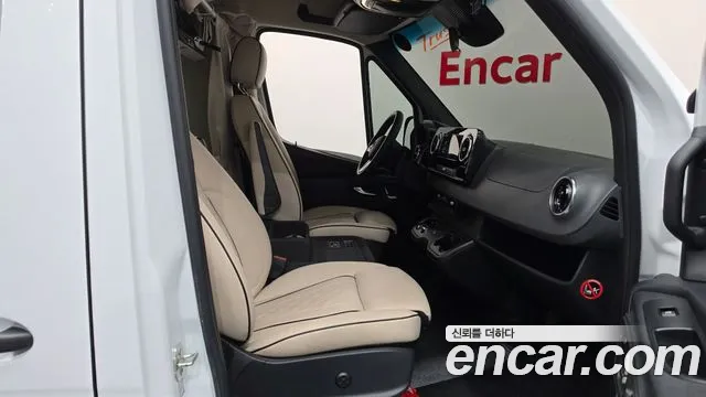 Mercedes-Benz Sprinter Sprinter — Фото автомобиля 21