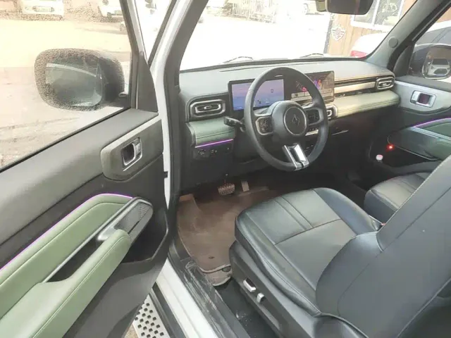 Baojun Yep — Фото автомобиля 15