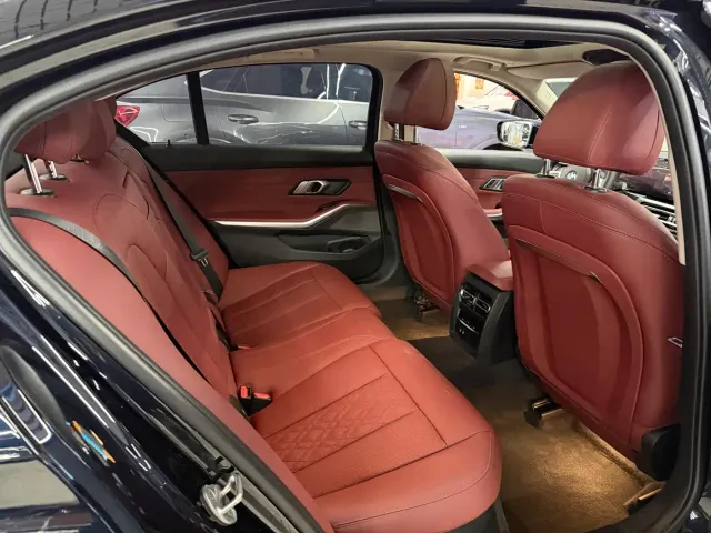 BMW 3 Series — Фото автомобиля 19