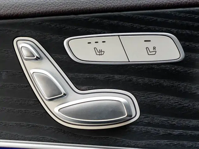 Mercedes-Benz E-Class — Фото автомобиля 23