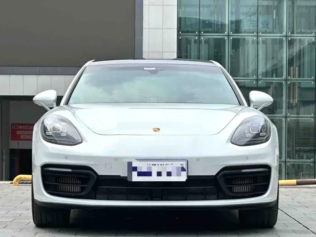Porsche Panamera 2023 Panamera Executive Long Wheelbase 2.9T — Фото автомобиля 3